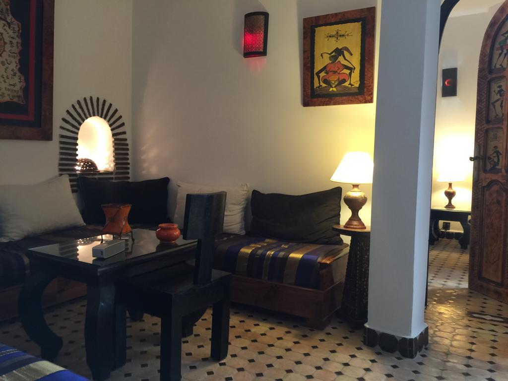 Riad Bab As-Suwajra Zewnętrze zdjęcie