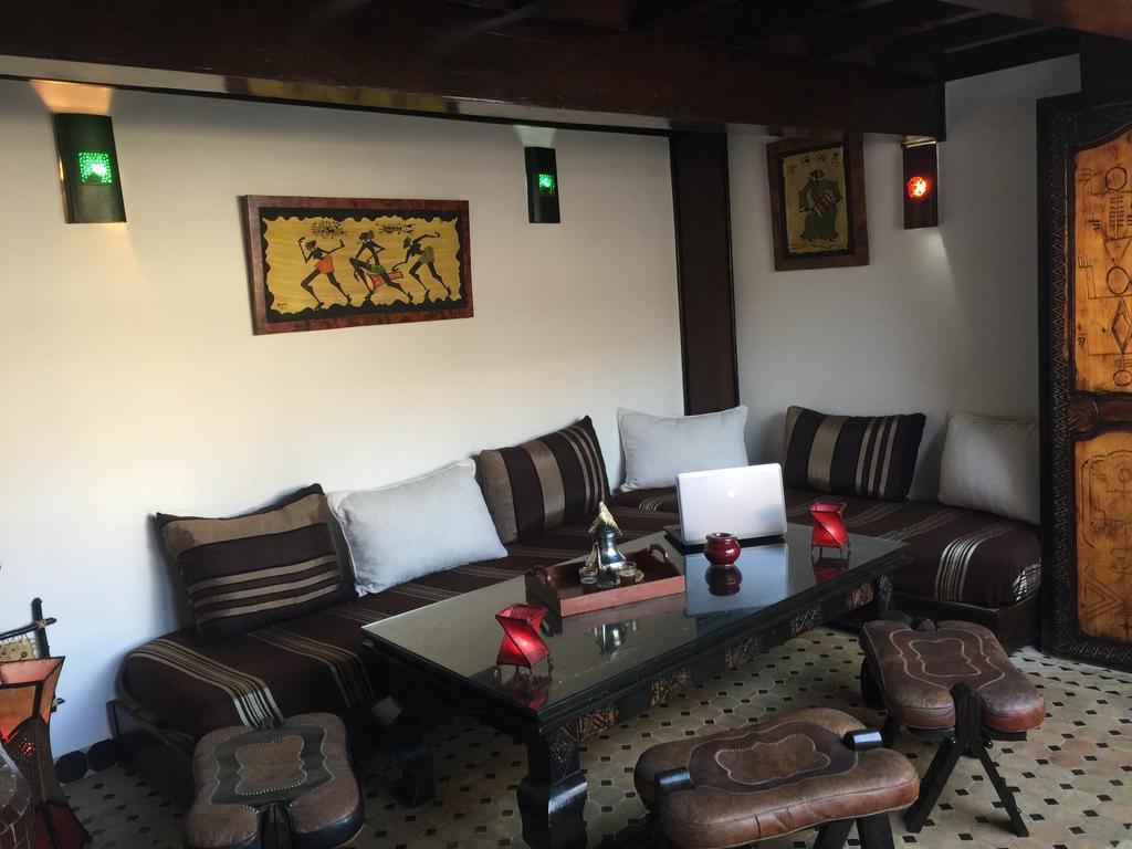 Riad Bab As-Suwajra Zewnętrze zdjęcie