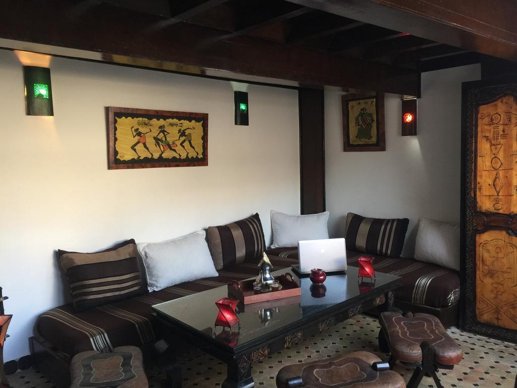 Riad Bab As-Suwajra Zewnętrze zdjęcie