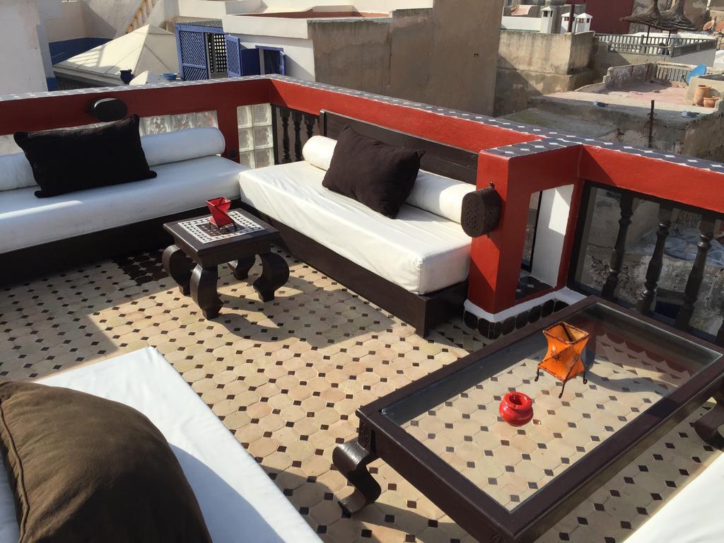 Riad Bab As-Suwajra Zewnętrze zdjęcie